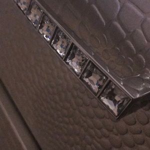 Listing for @dwiinikainen only!!!!